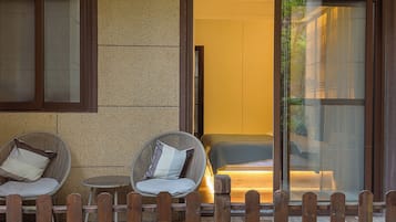 Room, 1 Bedroom, Accessible, Smoking | Terrace/patio