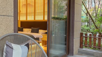 Room, 1 Bedroom, Accessible, Smoking | Balcony