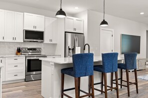 Private kitchen - NEW Casa Cereza - Stunning New Build In Old Tampa (Tampa)