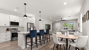 House | 3 bedrooms, Internet - NEW Casa Cereza - Stunning New Build In Old Tampa (Tampa)