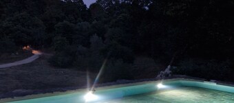 Old farmhouse with pool, only 45 minutes from Rome and 15 minutes from the sea
