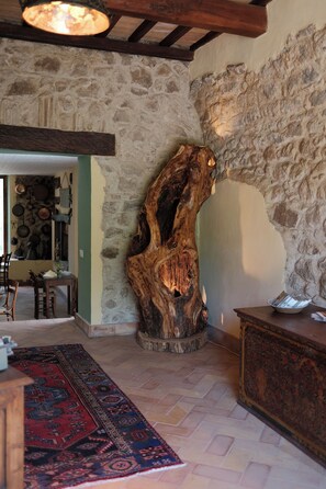 Interior - Old farmhouse with pool, only 45 minutes from Rome and 15 minutes from the sea (Tolfa)