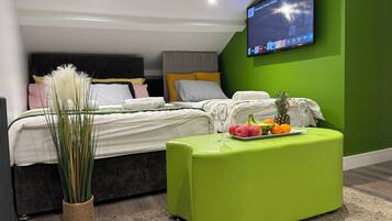 1 bedroom, iron/ironing board, WiFi, bed sheets