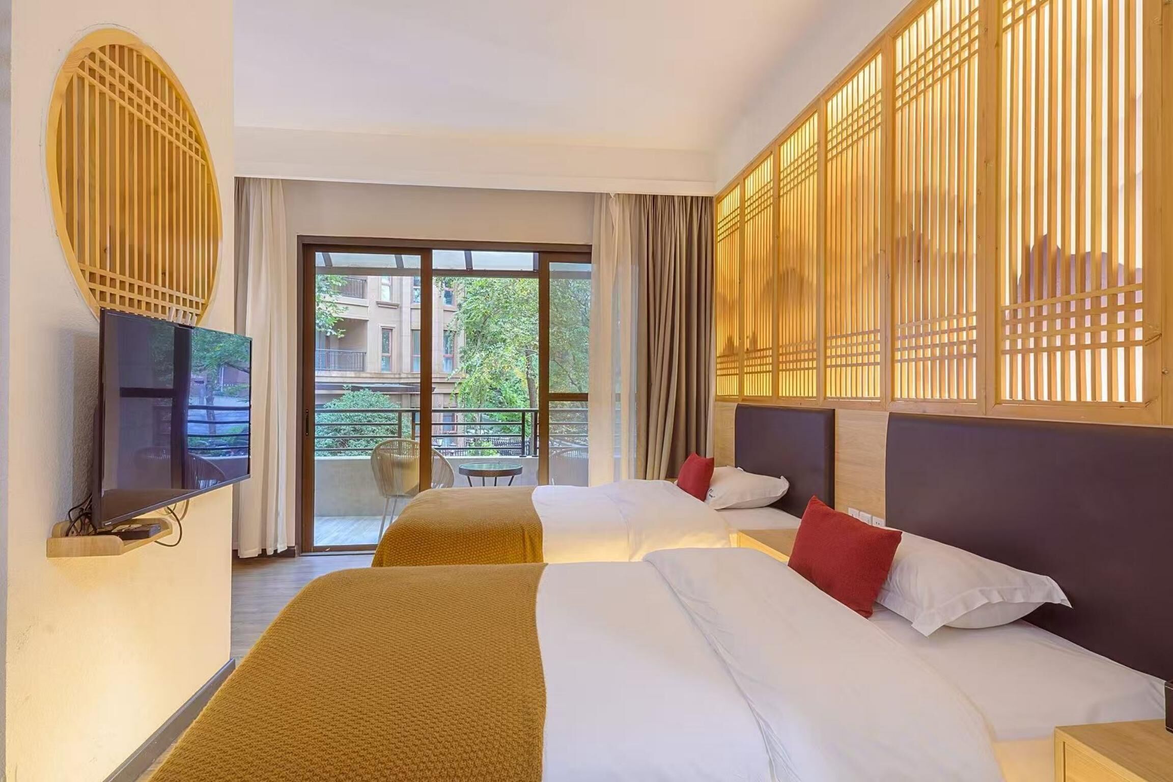 Room, 1 Bedroom, Accessible, Smoking | 1 bedroom