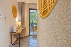 Room, 1 Bedroom, Accessible, Smoking | Interior - Room-heinemann Hotel Terrace Double Room (Leshan)