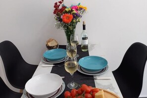 تناول الطعام