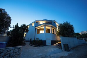 Alberca al aire libre por temporada