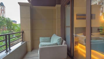 Room, 1 Bedroom, Accessible, Smoking | Balcony