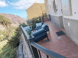 Suite, patio, pemandangan lembah | Teras/patio