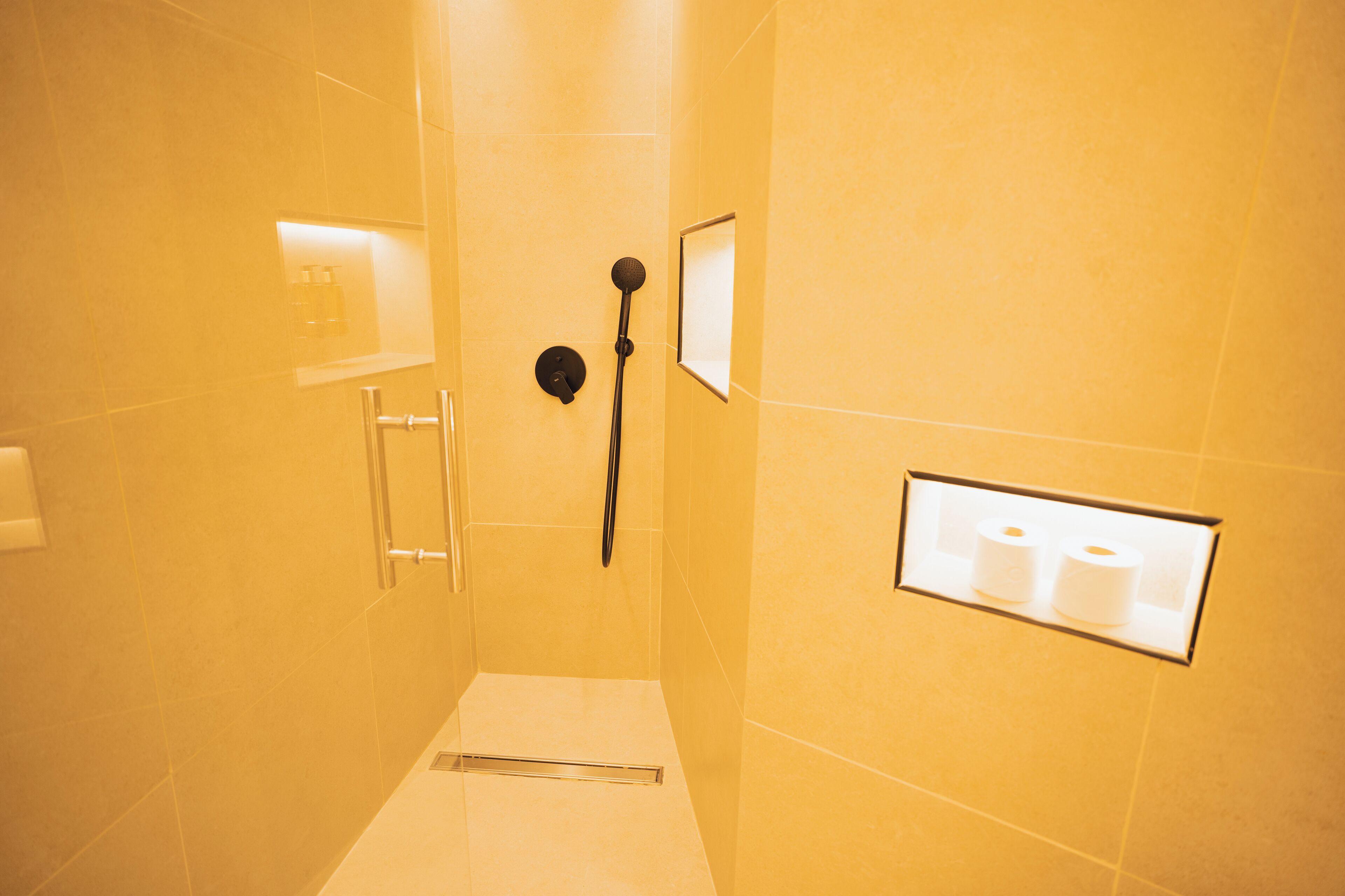 Suite, patio, vue vallée | Salle de bain