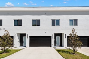 Apartment | 3 bedrooms, Internet