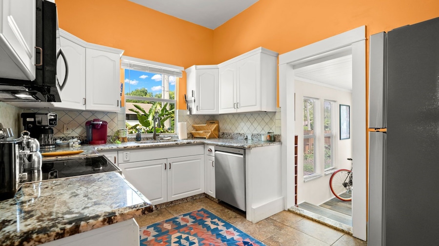 NEW Lakeland Landing Cute Bungalow by Downtown