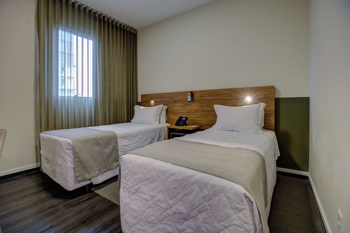 Superior Twin Room, City View