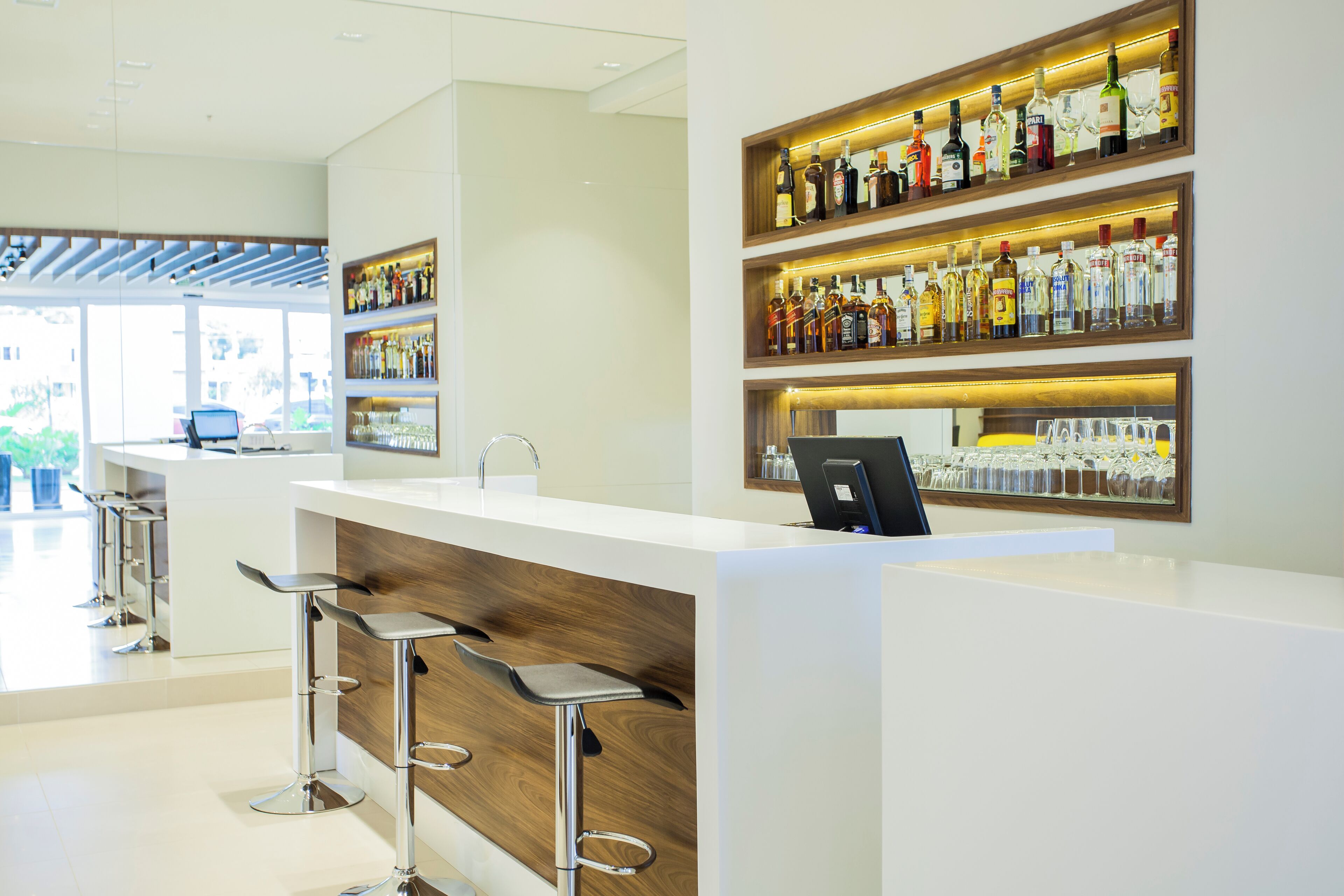 Bar (en la propiedad)