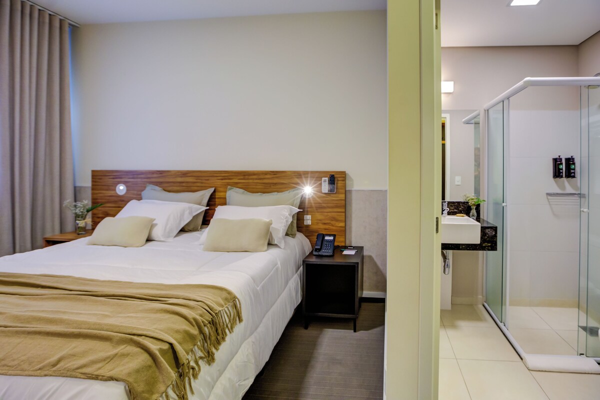 Deluxe Double Room, City View