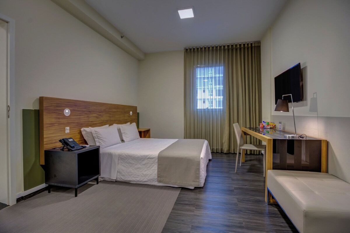 Exclusive Twin Room, City View