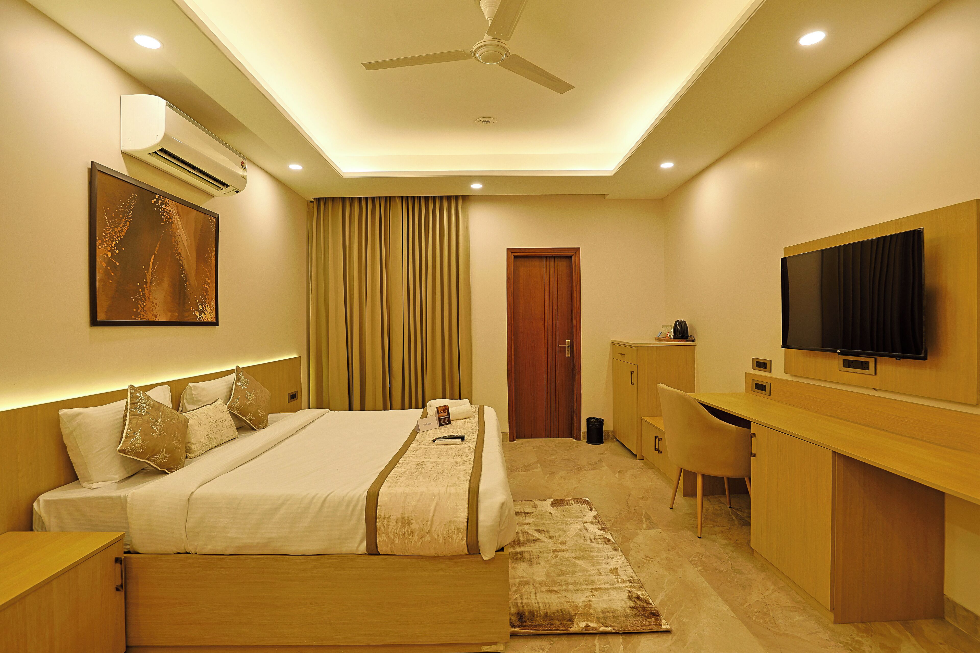 Luxury Room | Desk, free WiFi