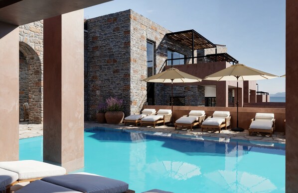 Seasonal outdoor pool