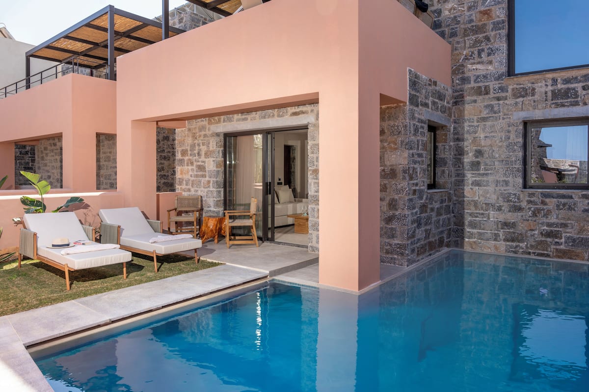 Two Bedroom Suite with Private Pool and Sea View