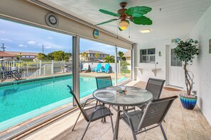 Interior - Canal-front, Pet-friendly Cape Coral Retreat! (Cape Coral)