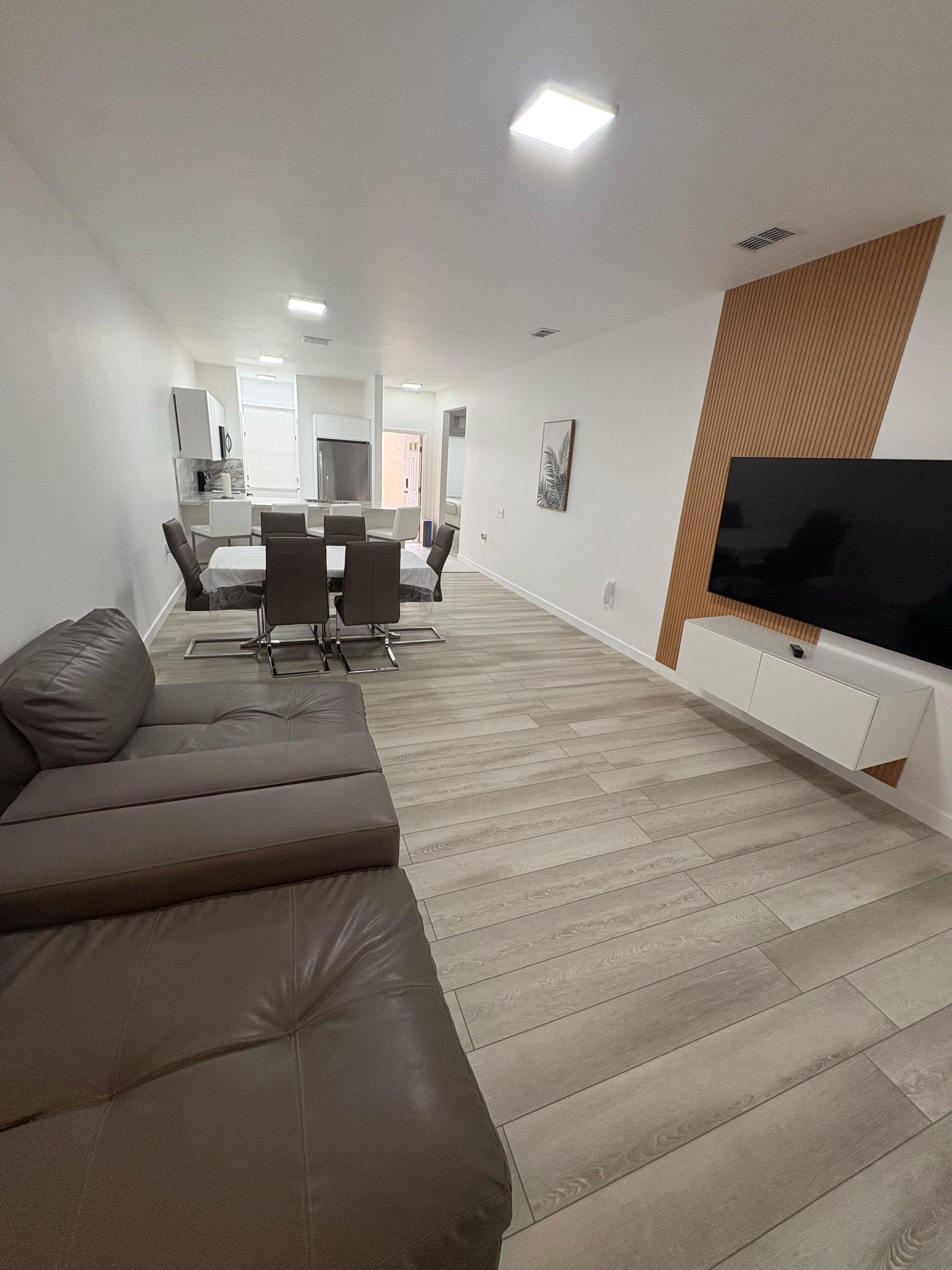 تلفزيون ذكي، كُتُب