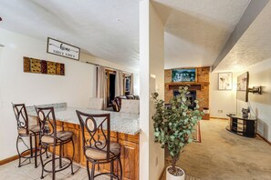 Rumah (6 Bedrooms) | Interior