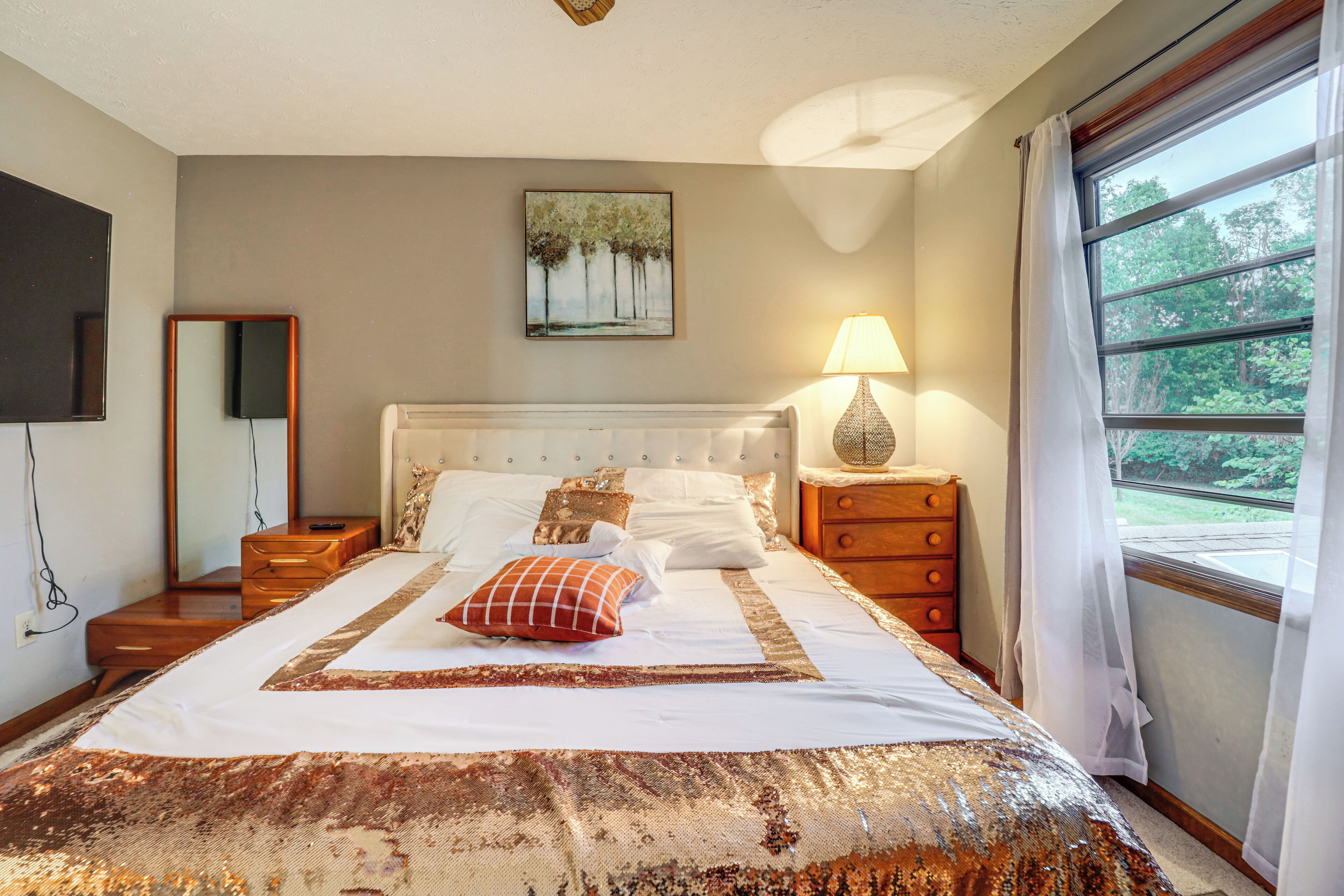 Rumah (6 Bedrooms) | Interior