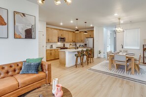 House (4 Bedrooms) | Interior