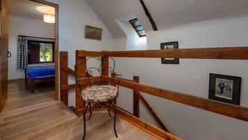 3 chambres, fer et planche Ă repasser, Wi-Fi, draps fournis