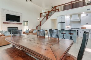 House (4 Bedrooms) | Interior - New Home, Short Walk to Lake Texomas Sandy Shores (Kingston)