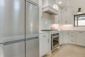 บ้านพัก (4 Bedrooms) | ภายใน