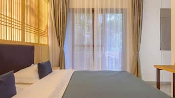 Room, 1 Bedroom, Accessible, Smoking | 1 bedroom