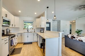 House (3 Bedrooms) | Interior - Mtn Biker's Escape! 7 Mi to Kokopelli Loops Trails (Fruita)