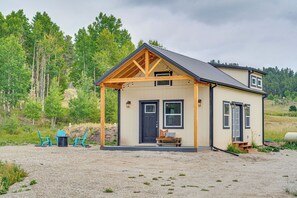 Apartment (0 Bedroom) | Interior - Tiny Glamping Cabin: 2 Mi to Eleven Mile Reservoir (Lake George)