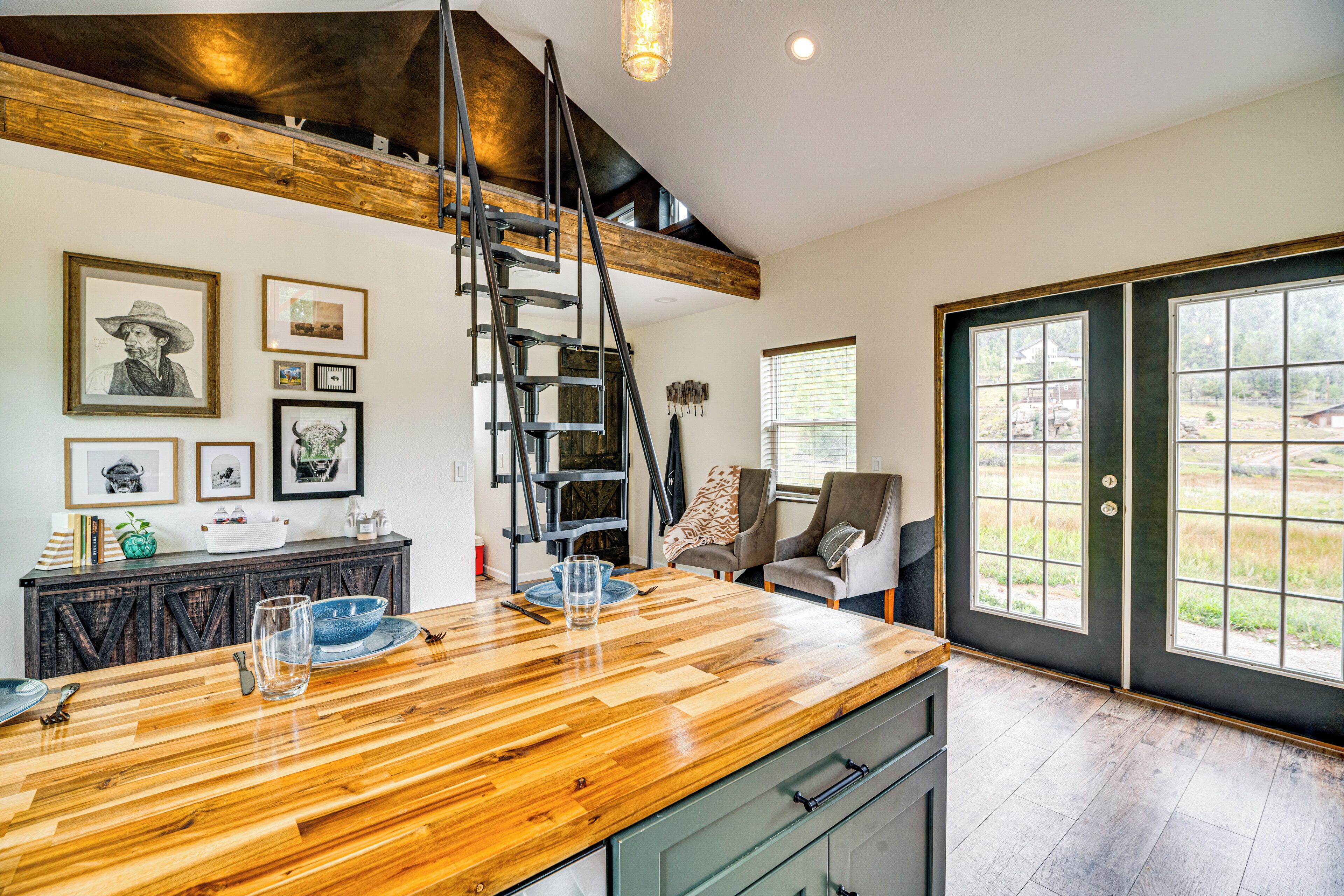 Apartment (0 Bedroom) | Interior