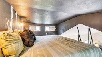 Apartment (0 Bedroom) | Interior