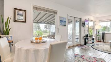 House (1 Bedroom) | Interior