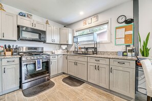 House (1 Bedroom) | Interior