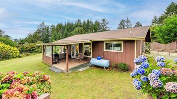 House (1 Bedroom) | Interior