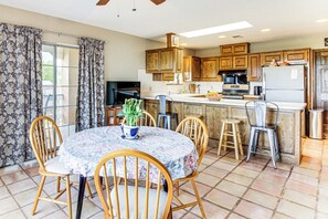 Talo (3 Bedrooms) | Sisätilat