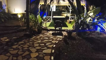 Children’s play area – outdoor