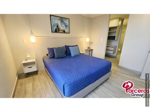 1 bedroom, iron/ironing board, Internet, bed sheets - PARCEROS GROUP - 1 BEDROOM VACATION APARTMENT, FLOOR 10, AT CIELO MAR (Cartagena de Indias)