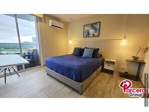 1 bedroom, iron/ironing board, internet, bed sheets - PARCEROS GROUP - 1 BEDROOM VACATION APARTMENT, FLOOR 10, AT CIELO MAR (Cartagena de Indias)