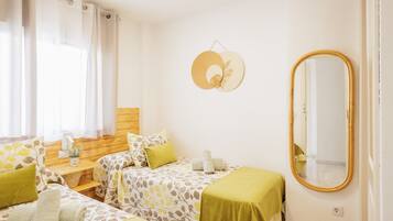 2 sovrum, strykjärn/strykbräda, wi-fi och sängkläder