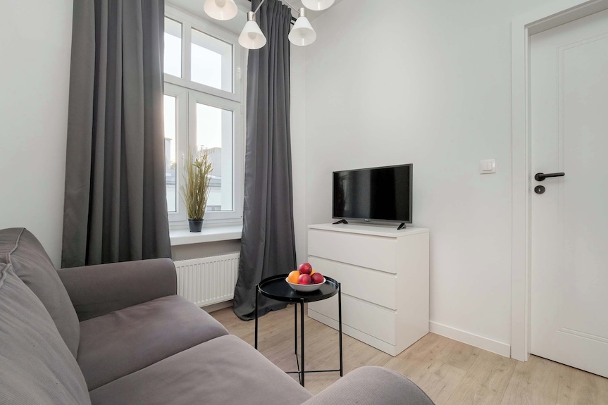 Cozy Apartment | Close To Manufaktura And Piotrkowska Street - Łódź