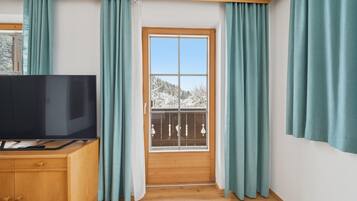 Apartment | Living room