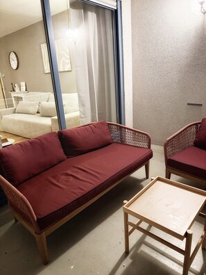 TV - Apartment 'Casa Toni Würzburg' with Balcony and Wi-Fi (Würzburg)