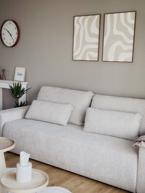 TV - Apartment 'Casa Toni Würzburg' with Balcony and Wi-Fi (Würzburg)