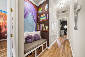 Interior - Magical Lake View Escape! (Kissimmee)