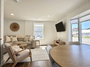 TV - Renovated 3BR Home in Downtown SWH [Mariners Rest] (Southwest Harbor)